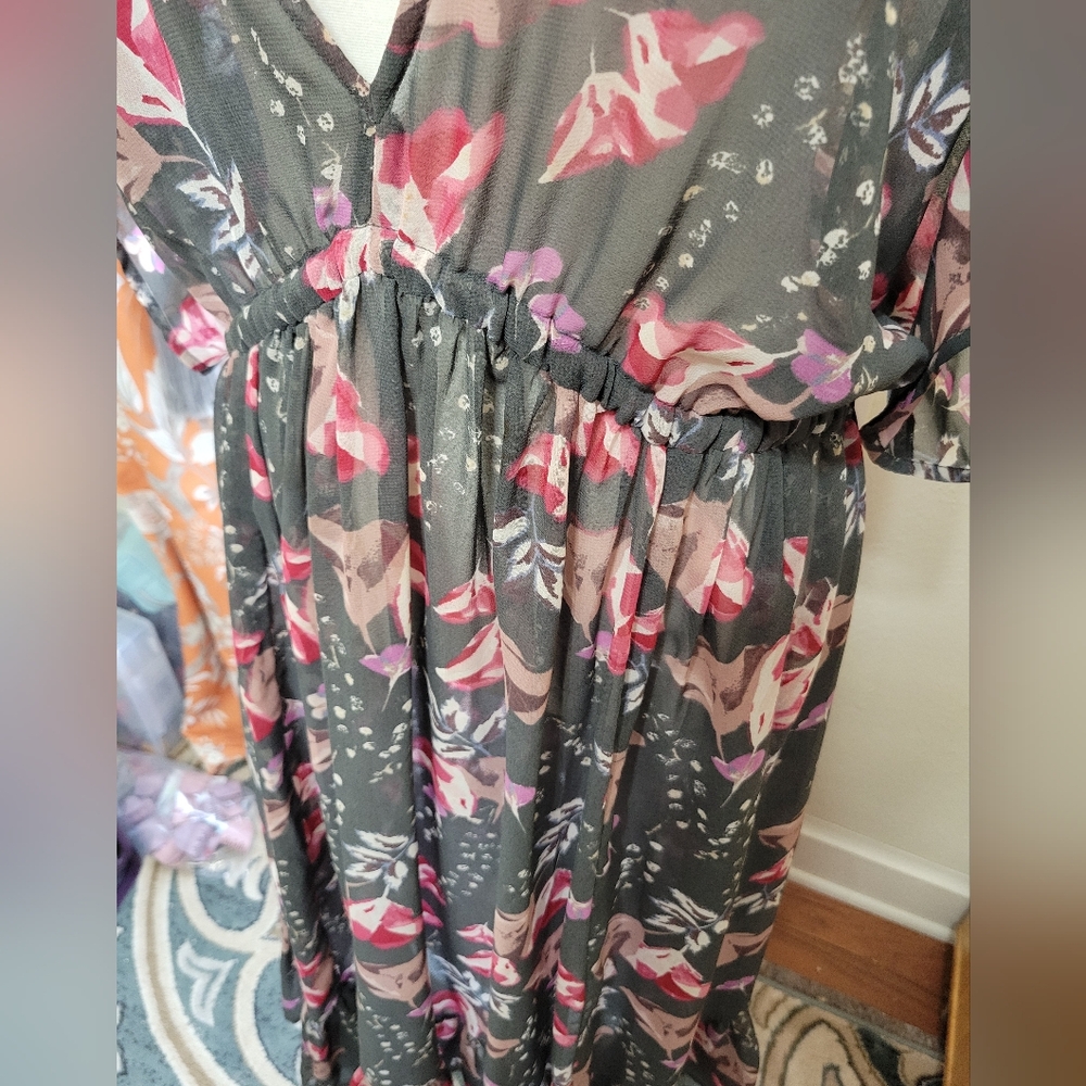 Floral Sheer Kimono Robe - Picture 2 of 7
